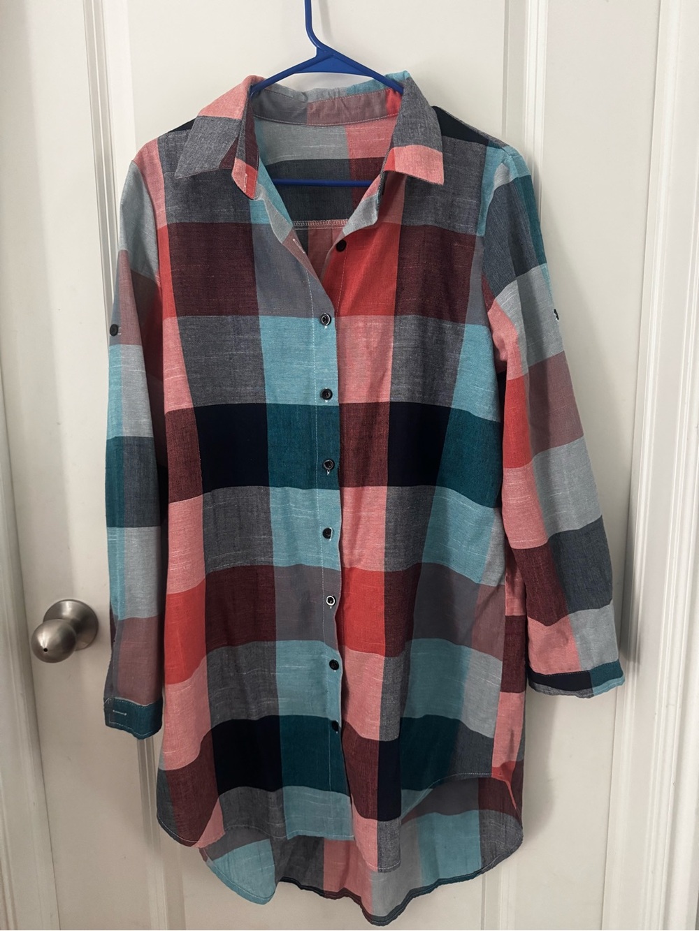 Casual Multi-Color Plaid Button-Up Shirt - Coral & Teal